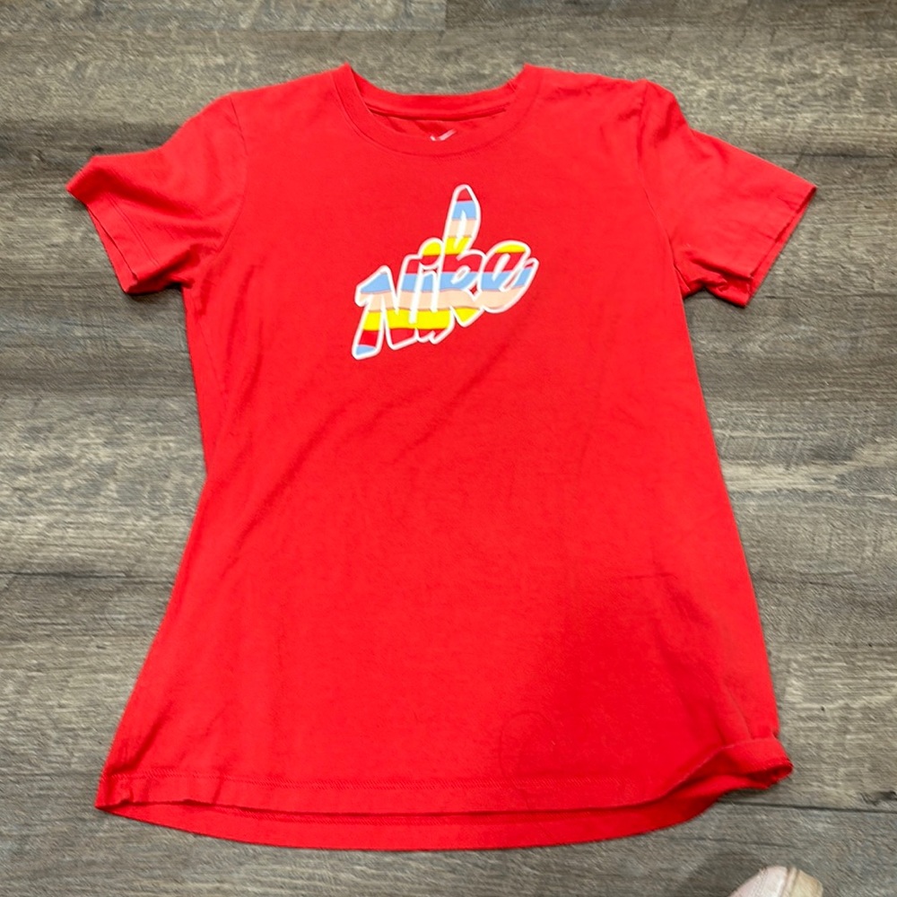 Nike tee
